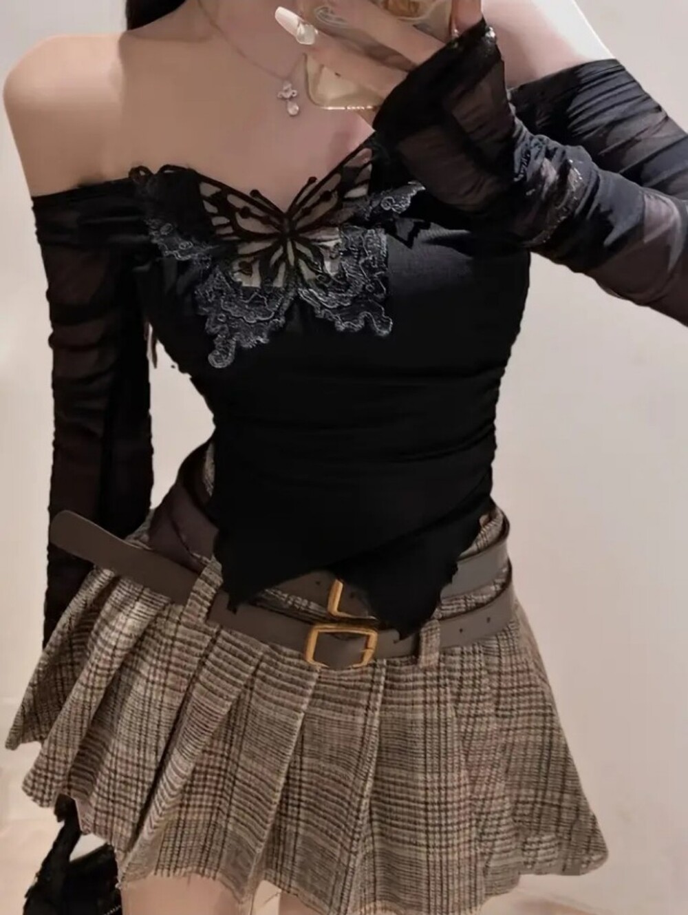 Sweet and Spicy Butterfly Hollow-out Off-shoulder Long-sleeve T-shirt Cropped